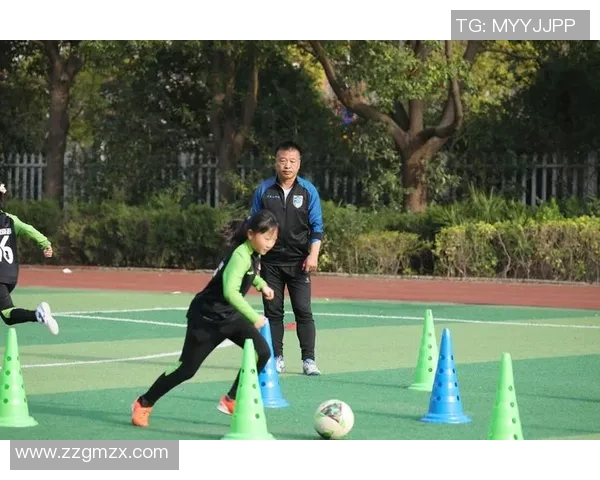 足球明星陈刚的个人简介与精彩瞬间回顾